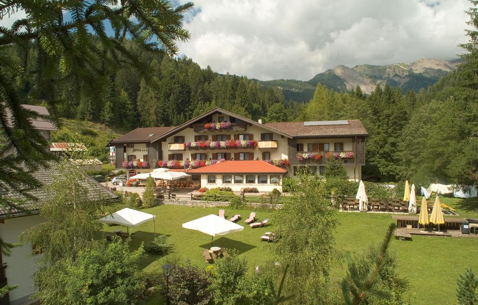 Park Hotel Arnica Falcade Exterior photo